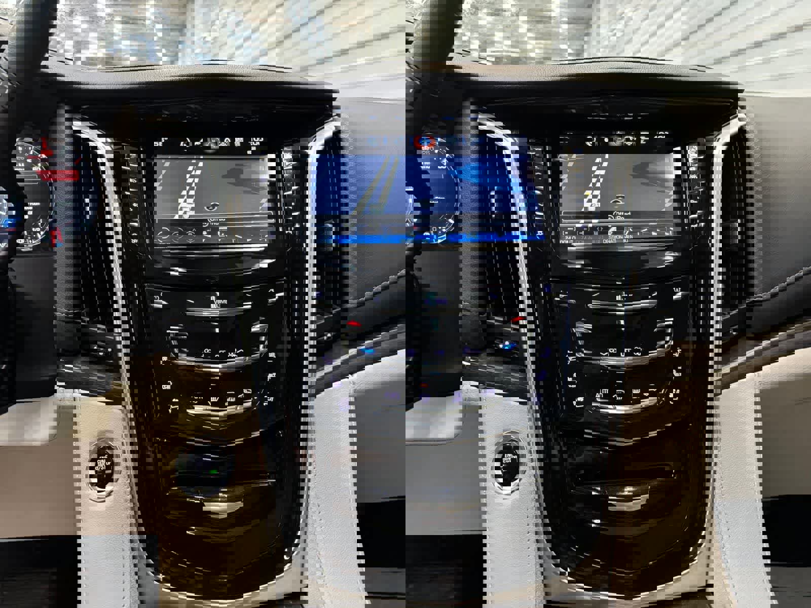 Used 2020 Cadillac Escalade ESV Luxury w/ Escalade Sport Edition image 18