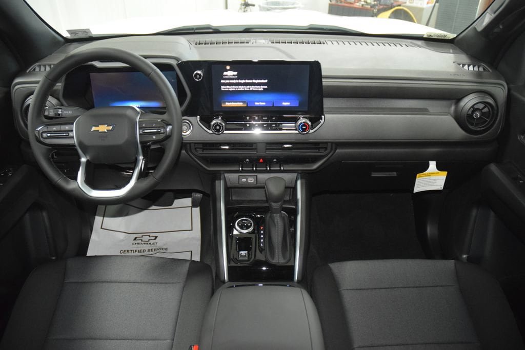 New 2026 Chevrolet Colorado W/T w/ WT Custom Package AWD/4WD image 29