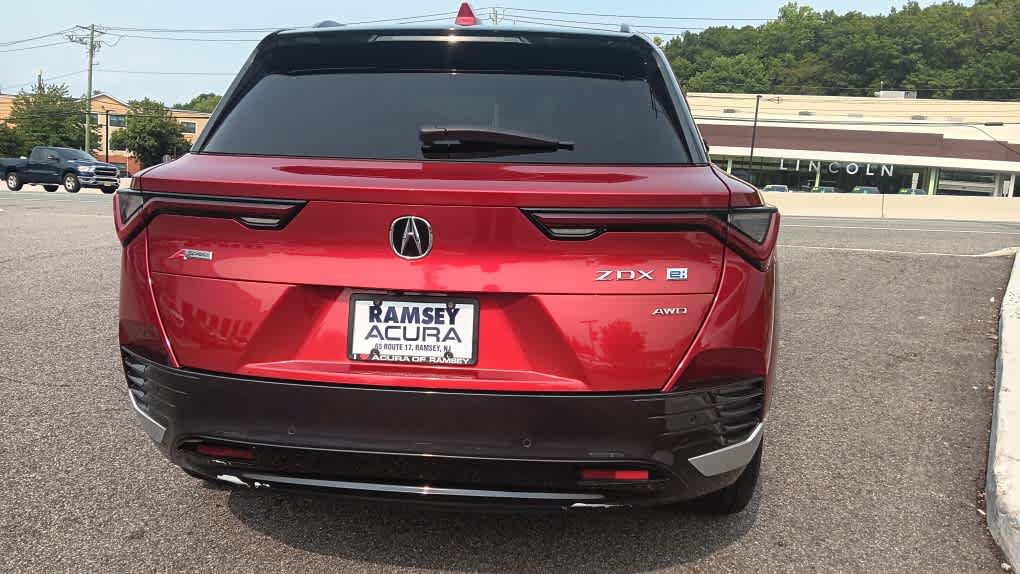 Used 2024 Acura ZDX A-Spec AWD/4WD image 4