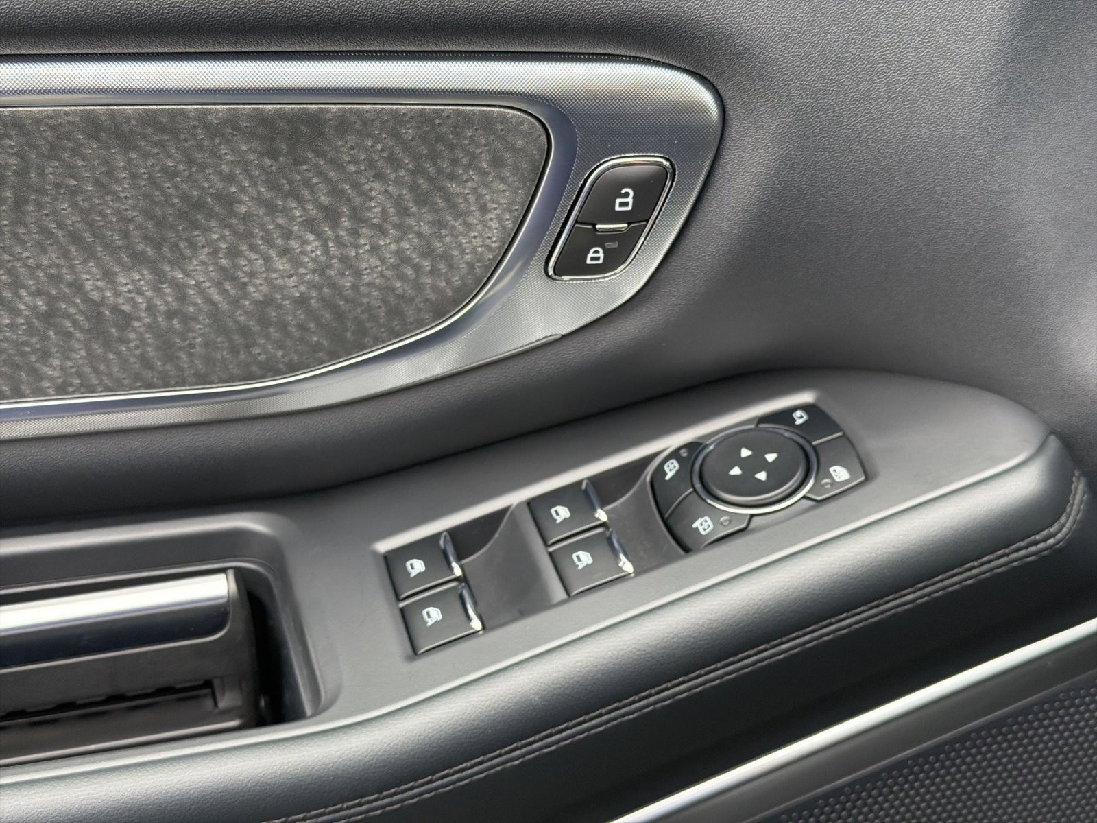 New 2026 Ford Expedition Tremor image 40