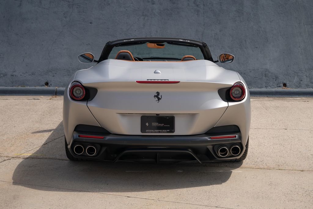 Certified 2019 Ferrari Portofino image 9