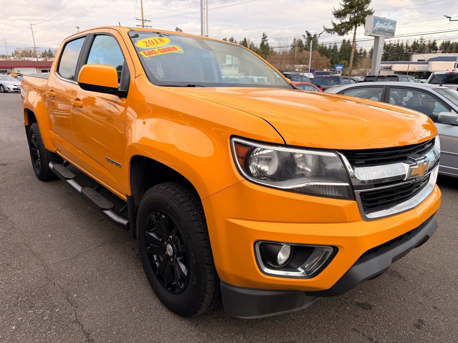Used 2018 Chevrolet Colorado LT w/ LT Convenience Package AWD/4WD image 3