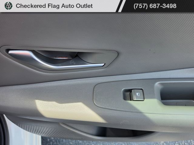 Used 2022 Hyundai Elantra SEL w/ Convenience Package image 46