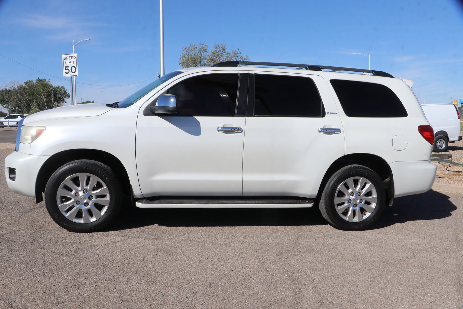 Used 2010 Toyota Sequoia Platinum RWD image 4