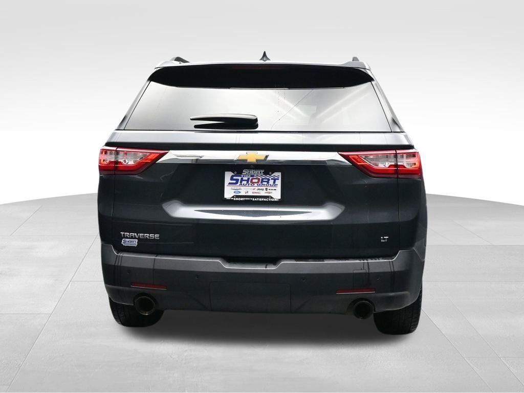 Used 2020 Chevrolet Traverse LT w/ LPO, Floor Liner Package FWD image 4