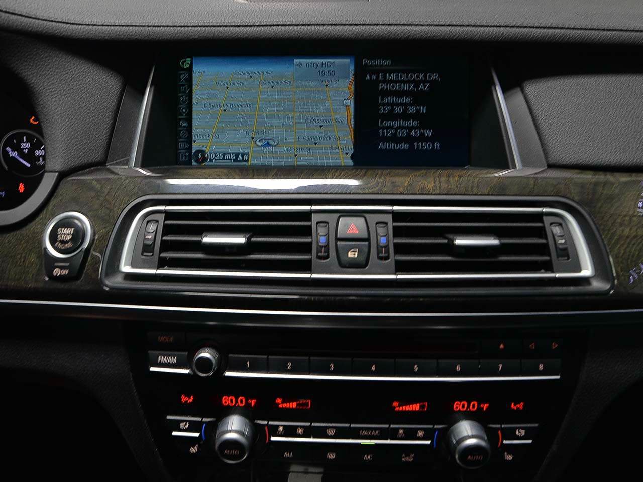 Used 2013 BMW 750i RWD image 17