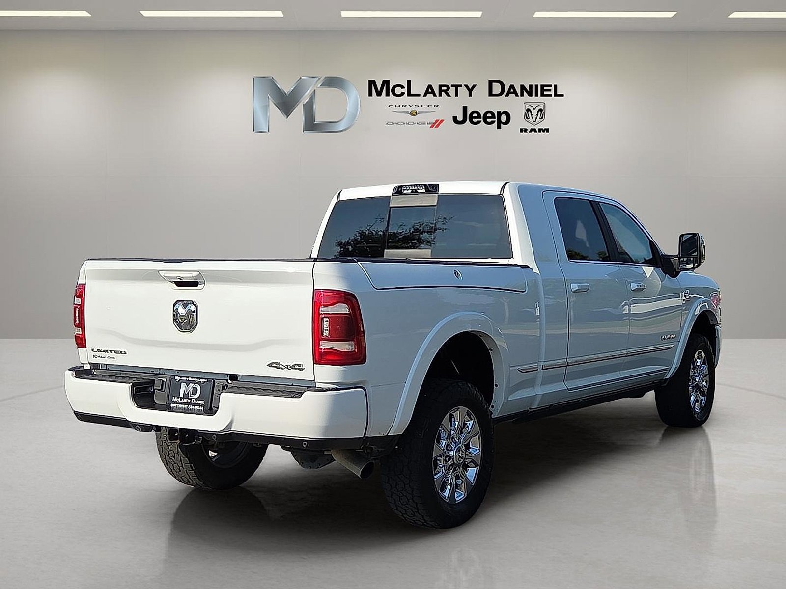 Used 2023 RAM 2500 Limited image 5