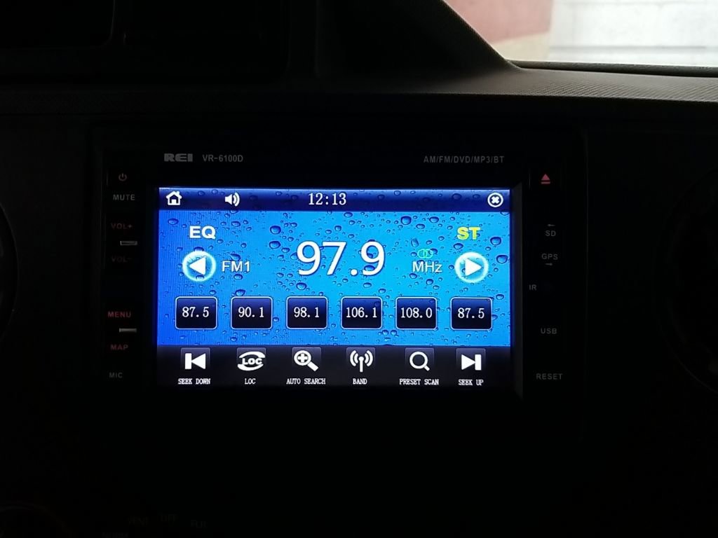 Used 2015 Ford E-450 and Econoline 450 Super Duty w/ Power Windows & Locks Group image 25