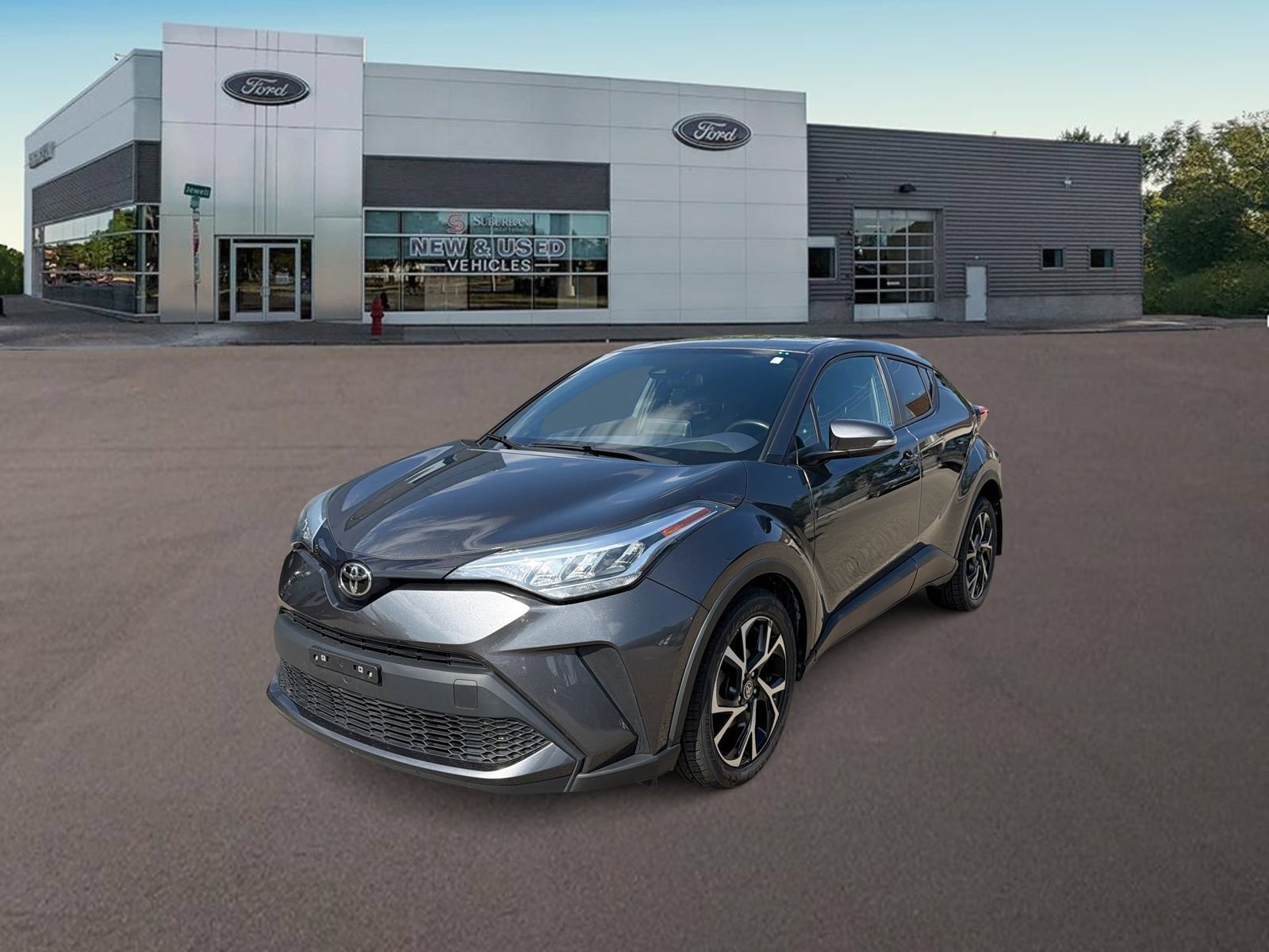 Used 2022 Toyota C-HR XLE FWD image 4