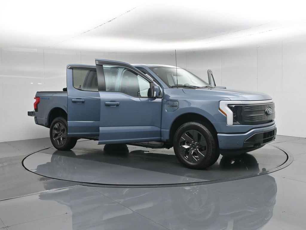 Used 2023 Ford F150 Lightning Lariat w/ Equipment Group 511A High image 44