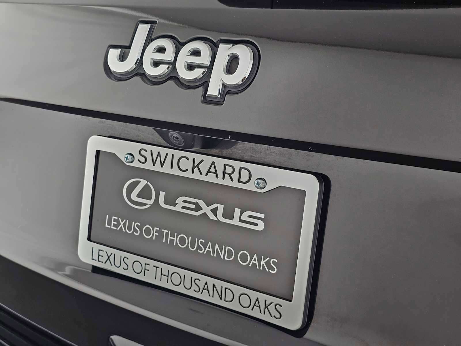 Used 2019 Jeep Grand Cherokee Limited image 13