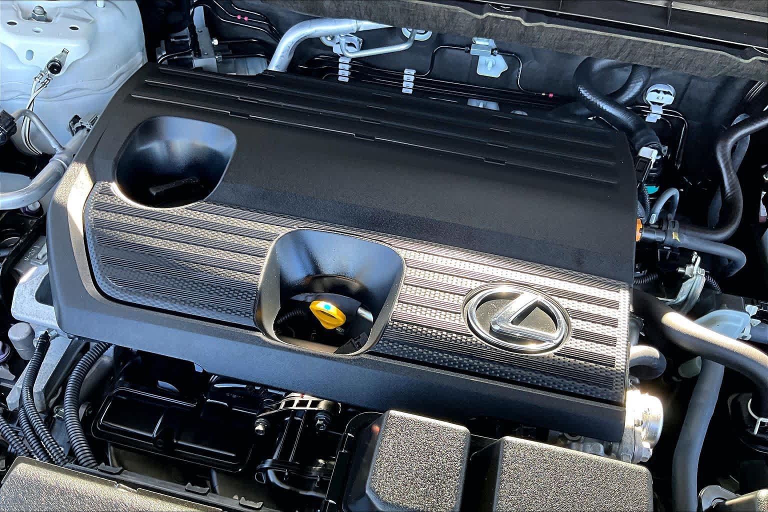 Certified 2025 Lexus NX 250 FWD w/ Accessory Package (2T) image 31