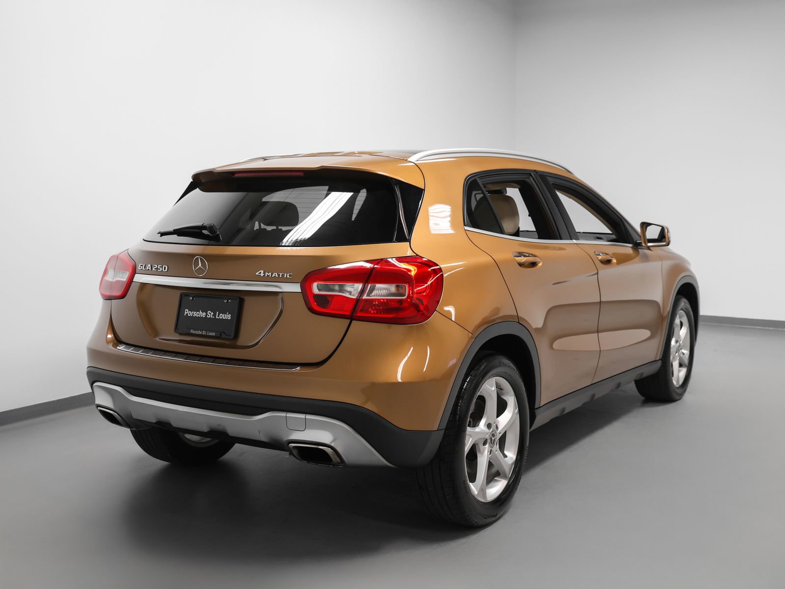Used 2018 Mercedes-Benz GLA 250 4MATIC image 12