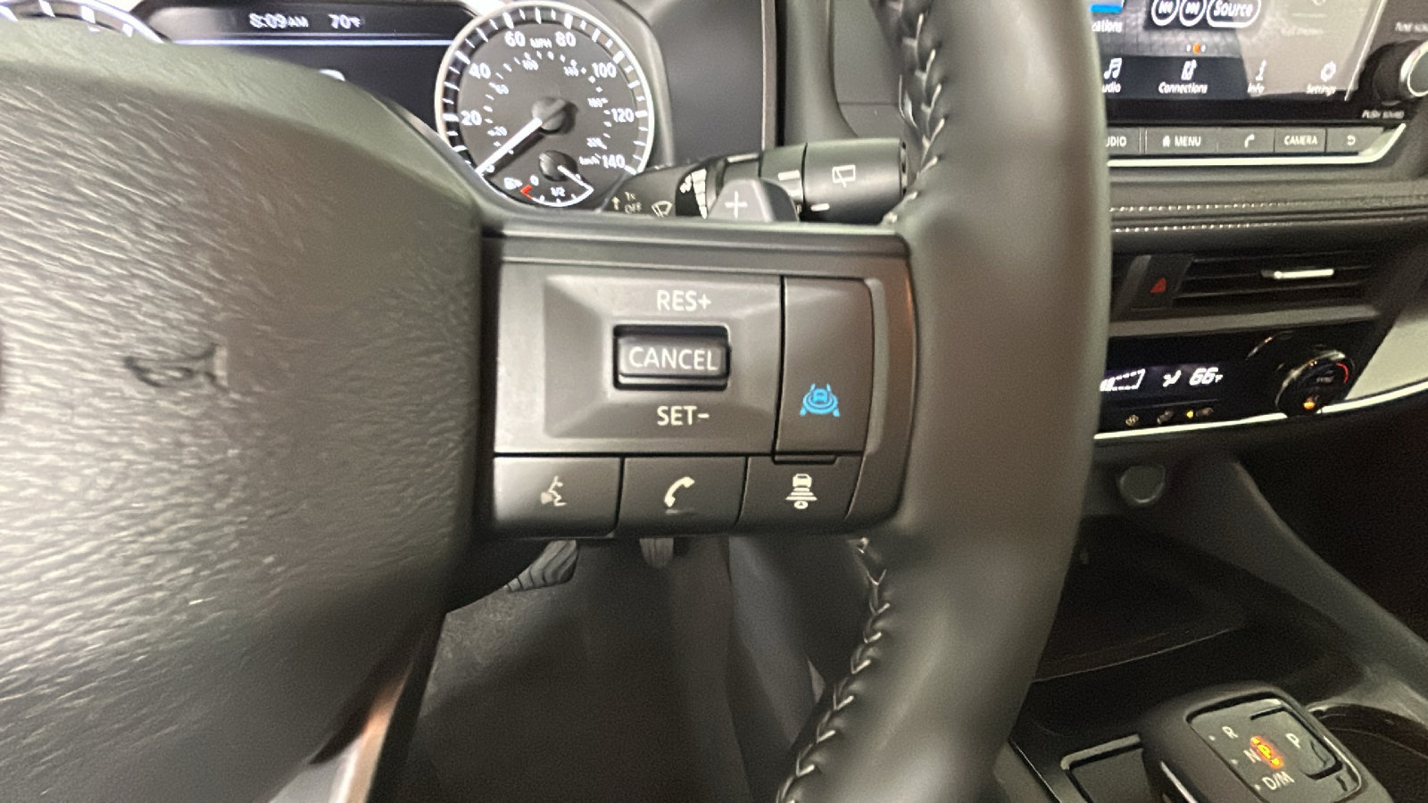 Certified 2026 Nissan Rogue SV AWD/4WD image 22