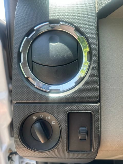 Used 2009 Ford F350 XLT AWD/4WD image 21