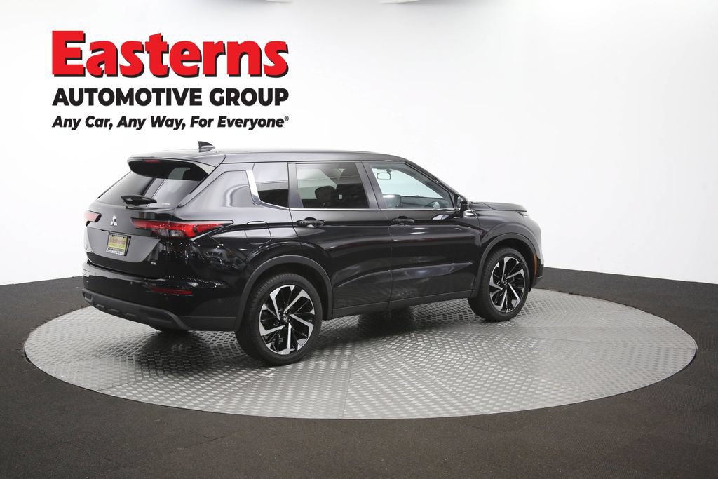 Used 2024 Mitsubishi Outlander SE AWD/4WD image 41