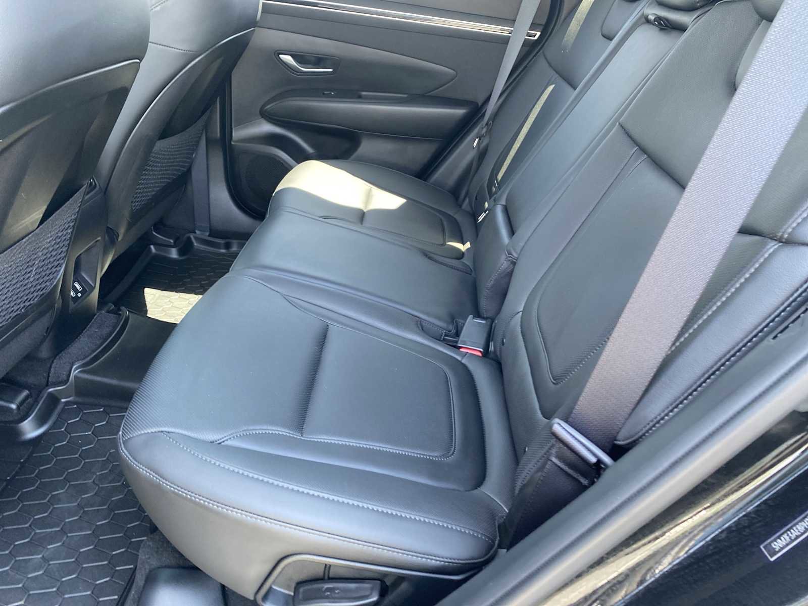 Certified 2023 Hyundai Tucson SEL w/ Convenience Package FWD image 28