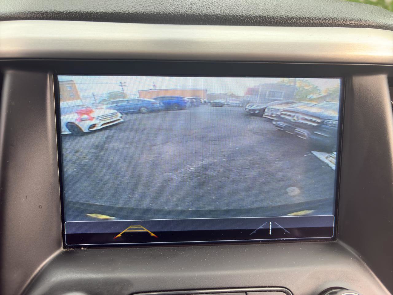 Used 2019 GMC Acadia SLT w/ Black Edition AWD/4WD image 27