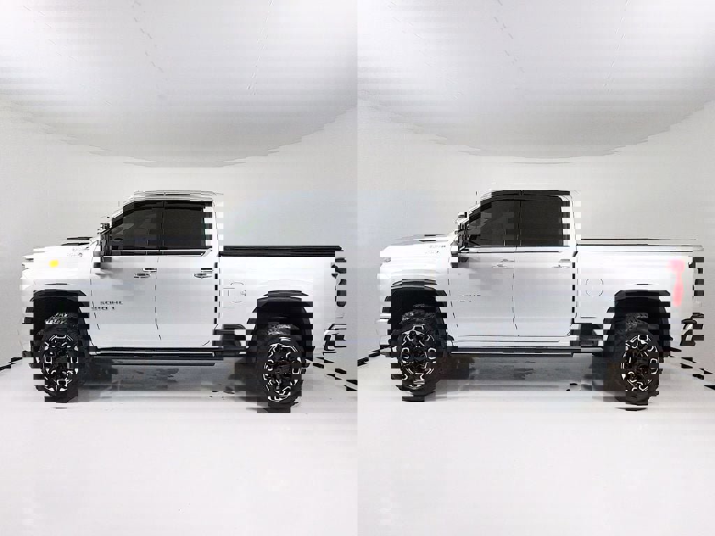 Used 2022 Chevrolet Silverado 3500 High Country image 4