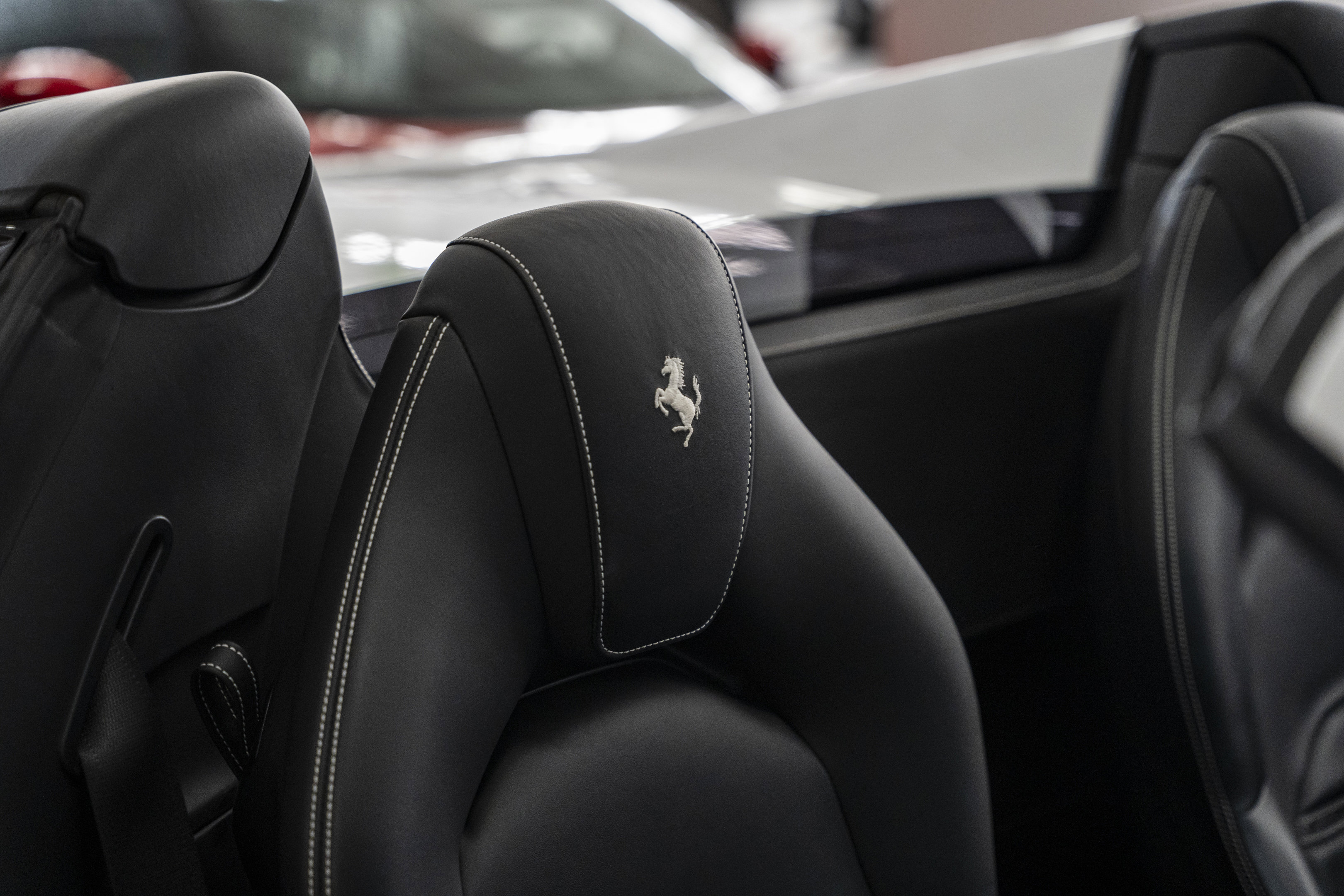 Used 2021 Ferrari F8 Tributo RWD image 33
