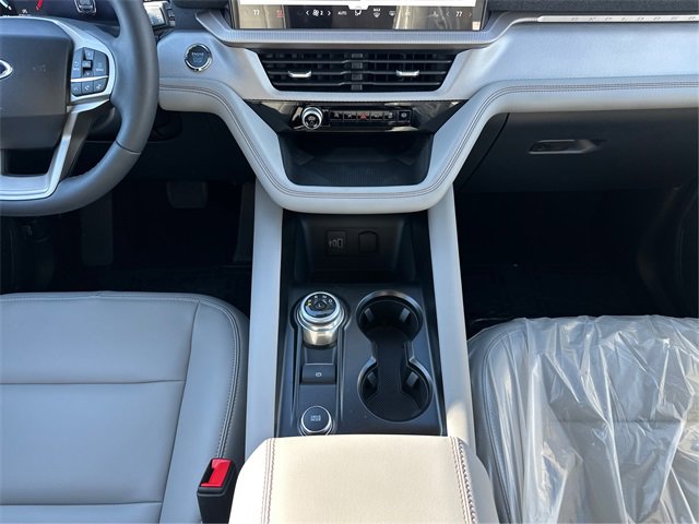 New 2026 Ford Explorer Active w/ Active Comfort Package image 19