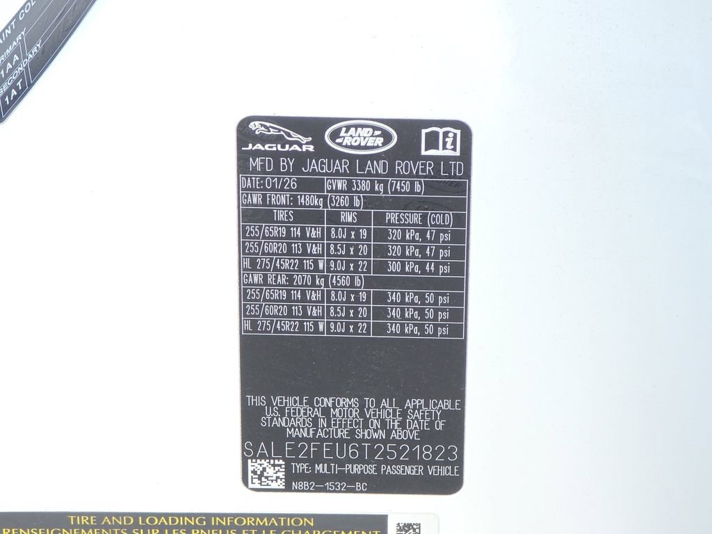 New 2026 Land Rover Defender 130 X-Dynamic SE AWD/4WD image 37