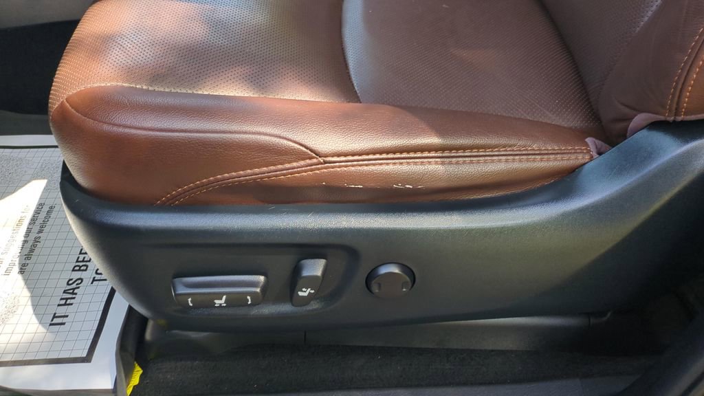 Used 2022 Toyota 4Runner Limited image 16