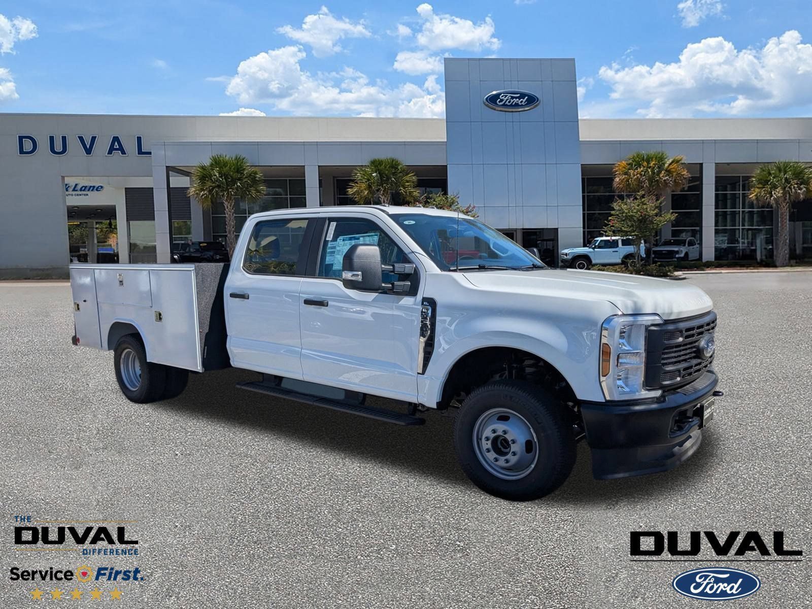 New 2026 Ford F350 XL AWD/4WD image 1