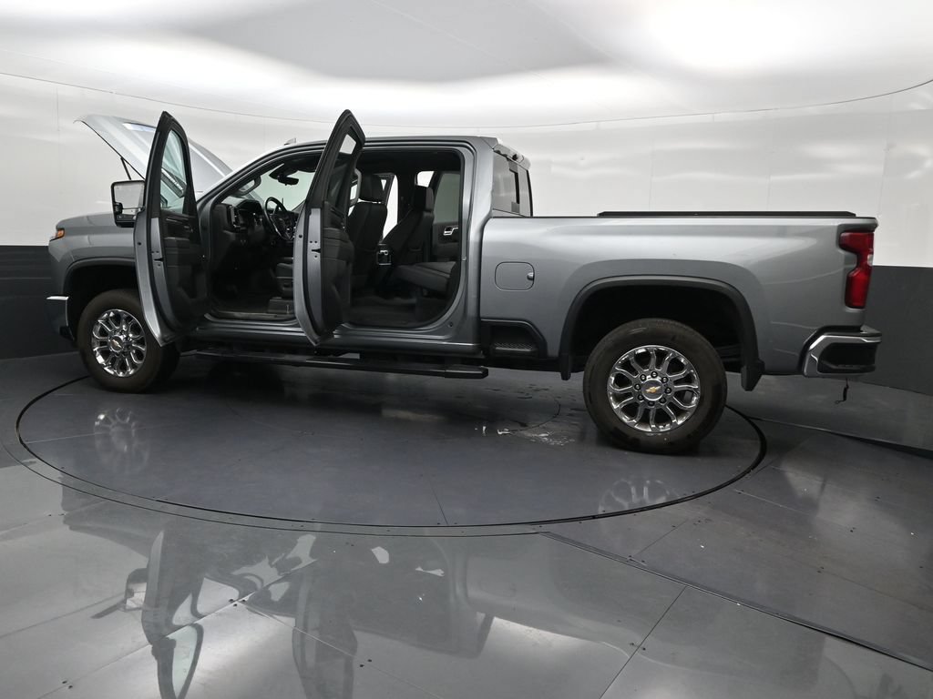 Used 2024 Chevrolet Silverado 2500 LTZ w/ LTZ Convenience Package AWD/4WD image 35