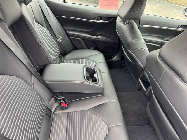 Used 2024 Toyota Camry SE image 32