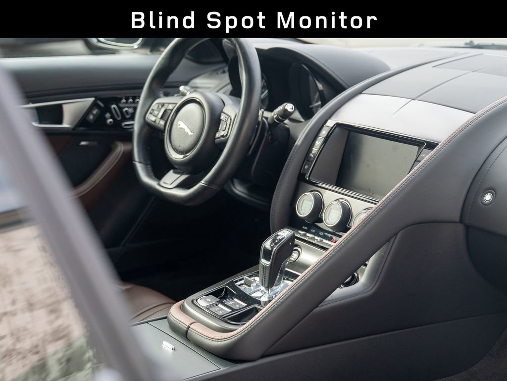 Used 2016 Jaguar F-TYPE S image 13