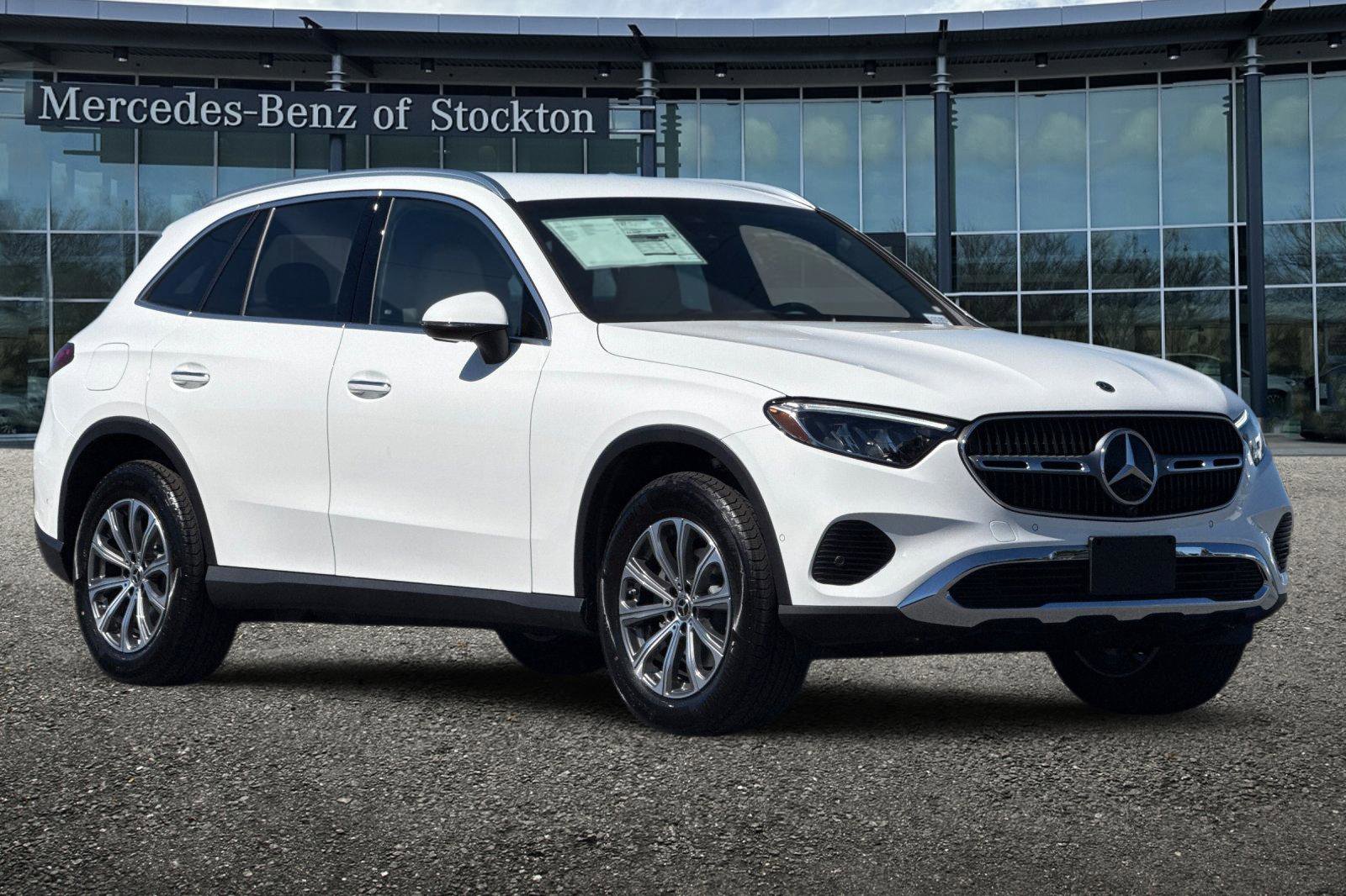 New 2026 Mercedes-Benz GLC 300 video 1