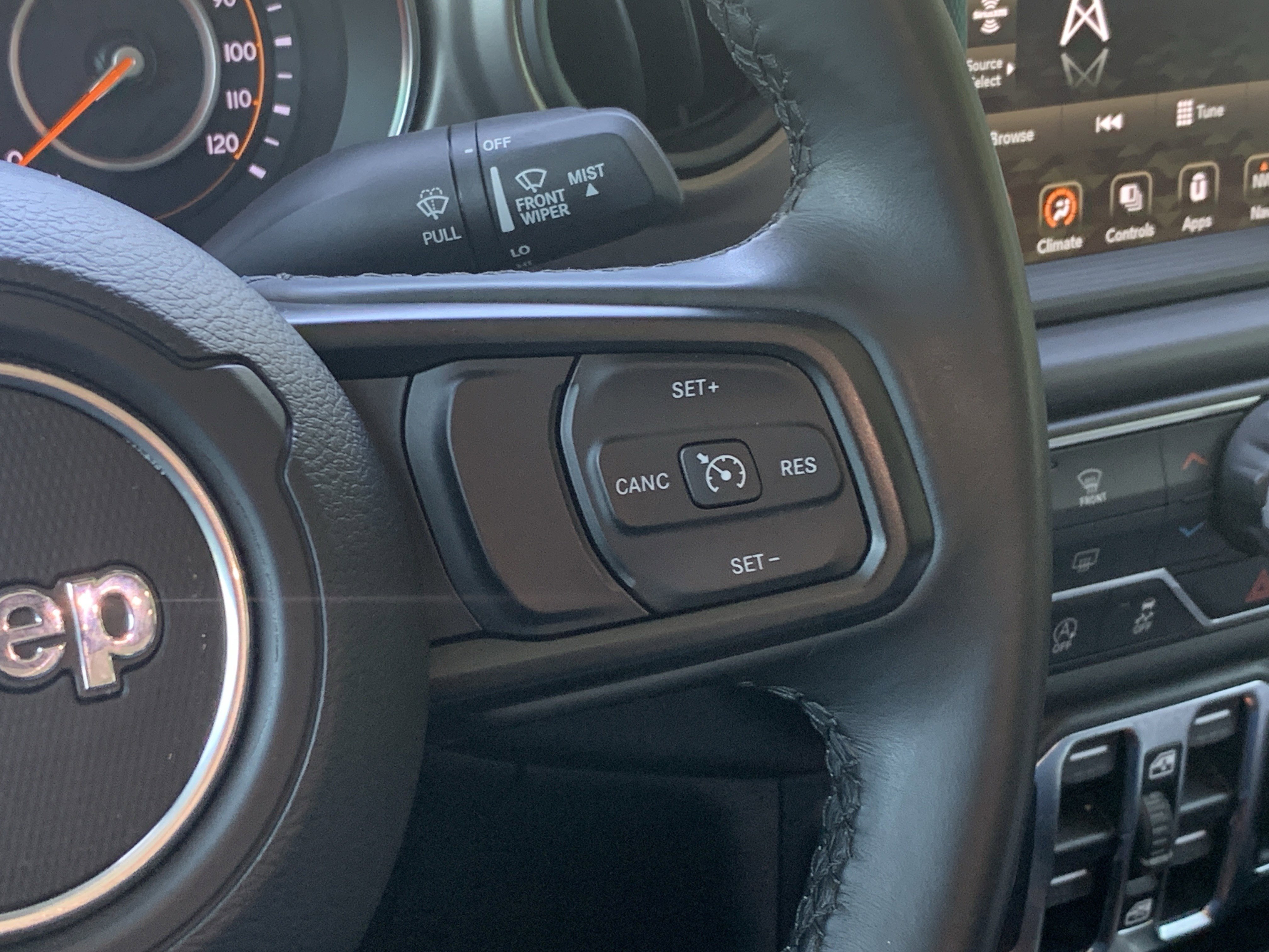 Used 2022 Jeep Gladiator Sport image 19