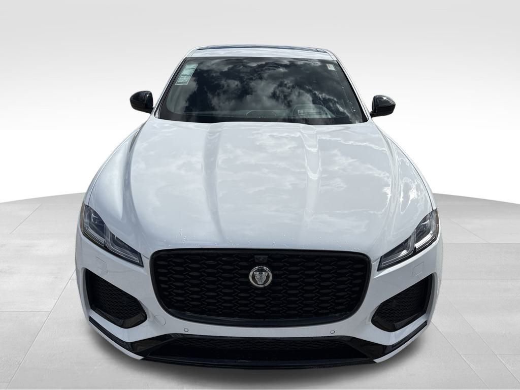Used 2026 Jaguar F-PACE R-Dynamic S AWD/4WD image 4