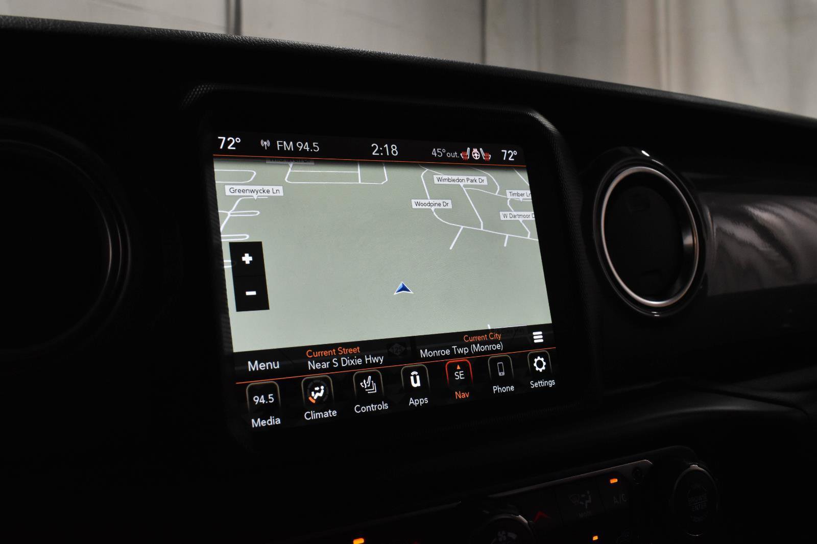 Used 2022 Jeep Wrangler Unlimited Sahara w/ LED Lighting Group image 15