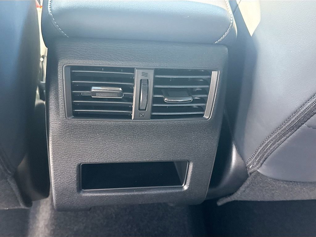 New 2026 Mitsubishi Outlander LE FWD image 24