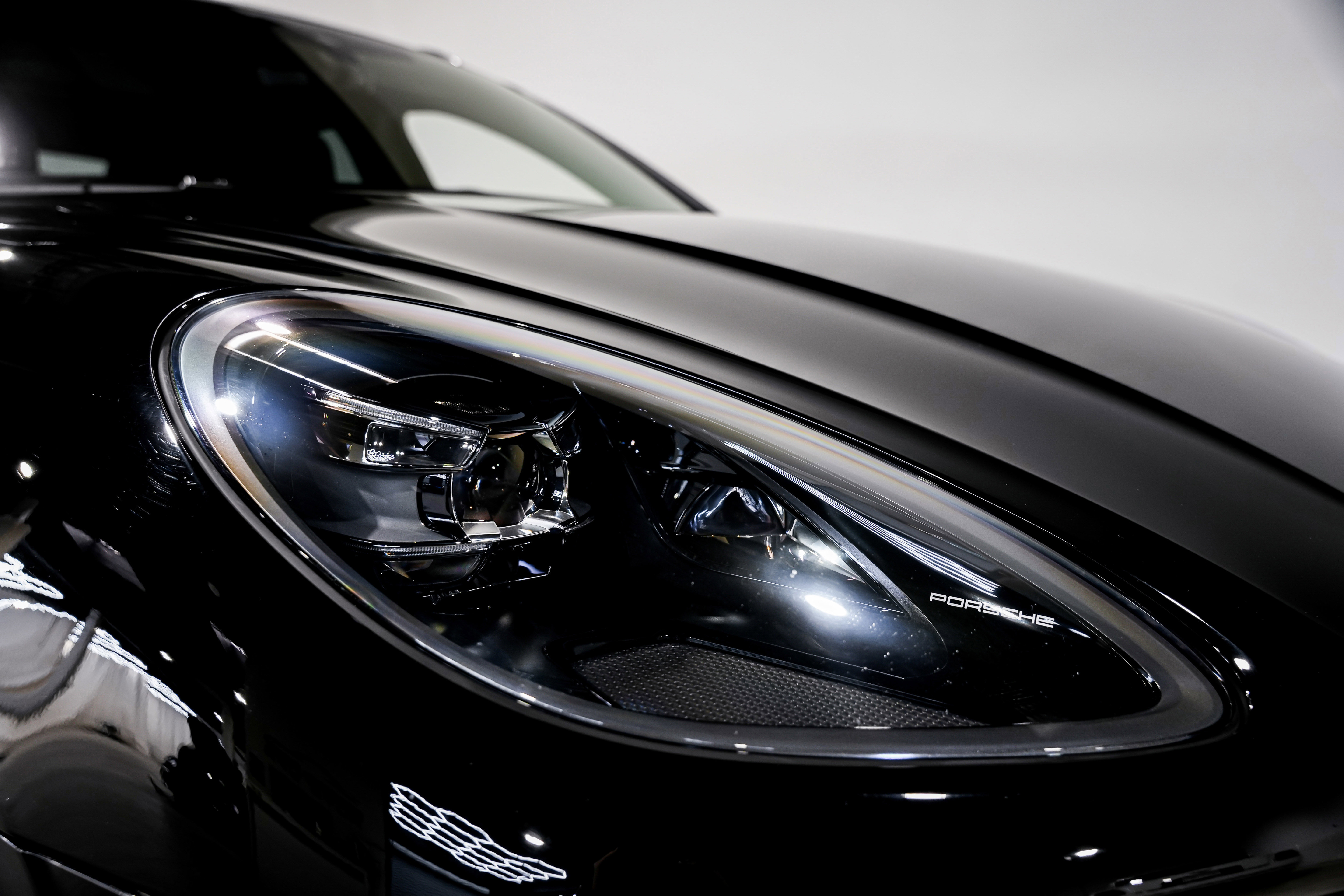 Used 2021 Porsche Macan GTS image 44