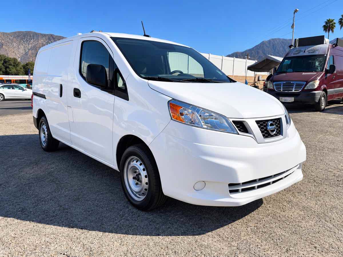 Used 2020 Nissan NV200 S FWD image 1