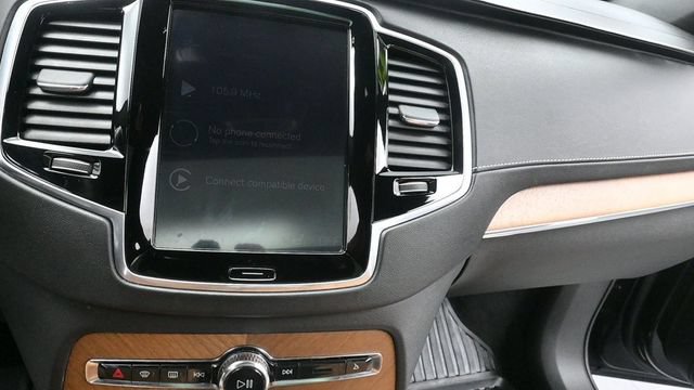 Used 2017 Volvo XC90 T6 Inscription w/ Vision Package AWD/4WD image 18