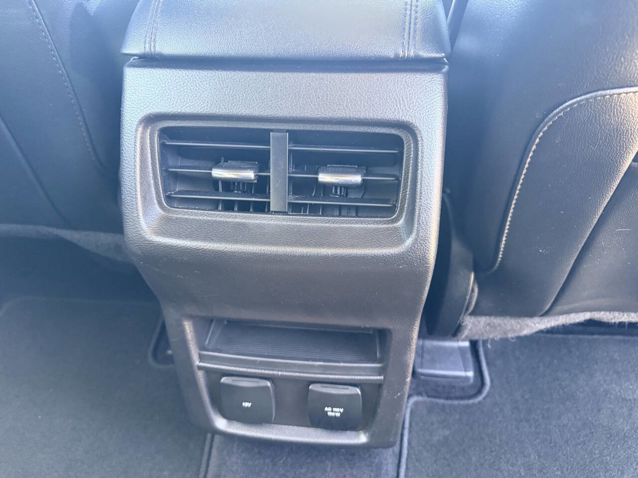 Used 2017 Ford Edge SEL w/ Equipment Group 201A FWD image 48