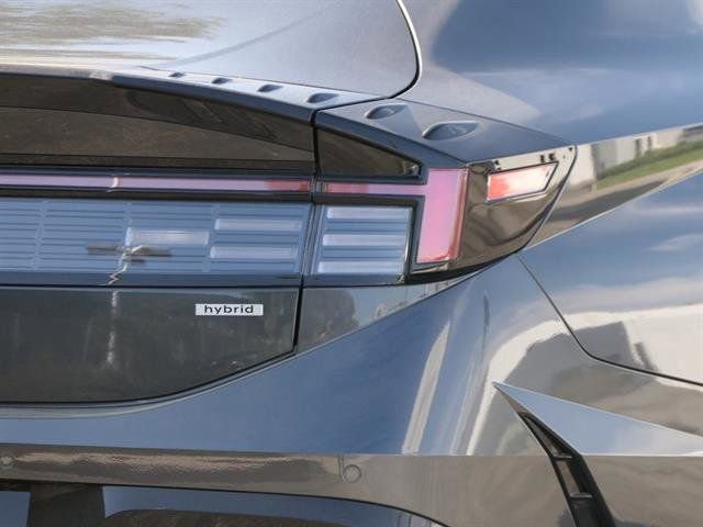 New 2025 Hyundai Sonata Limited image 4