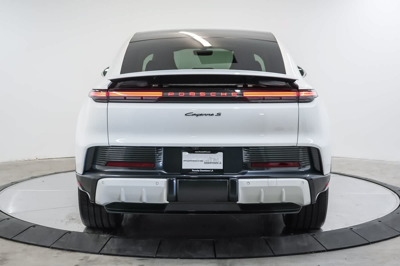 New 2026 Porsche Cayenne S AWD/4WD image 10
