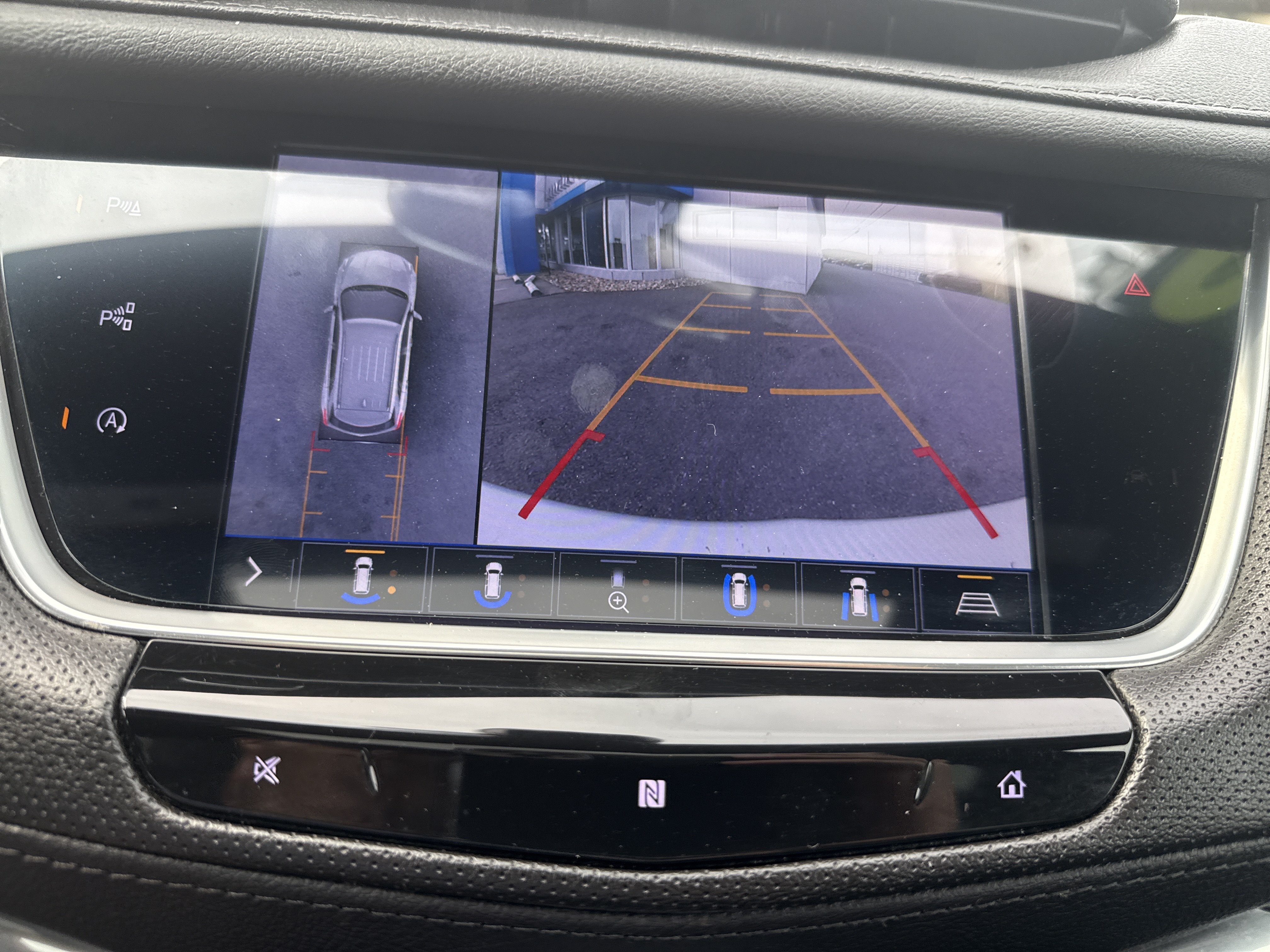 Used 2020 Cadillac XT5 Sportv AWD/4WD image 25