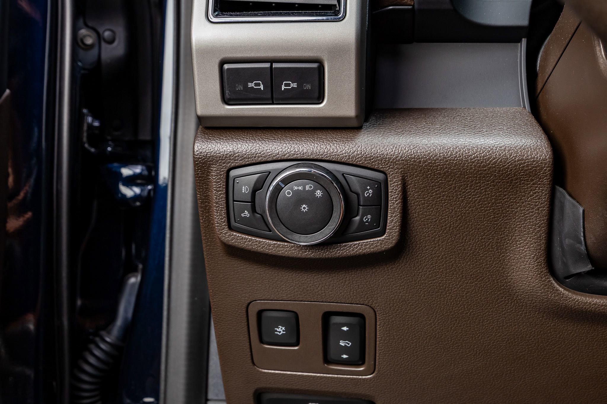 Used 2022 Ford F250 King Ranch w/ King Ranch Ultimate Package AWD/4WD image 22