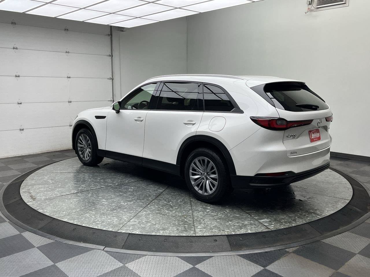 Certified 2024 MAZDA CX-90 3.3 Turbo w/ Preferred Plus AWD/4WD image 2