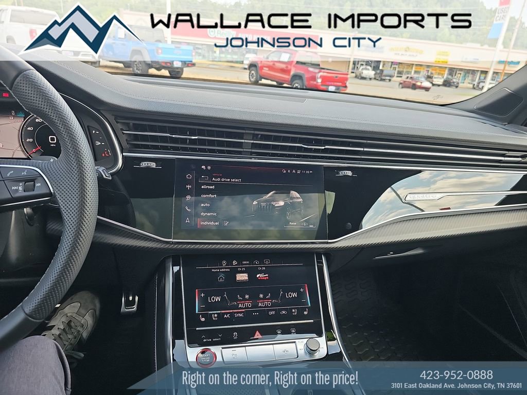 Used 2025 Audi SQ7 Premium Plus image 13