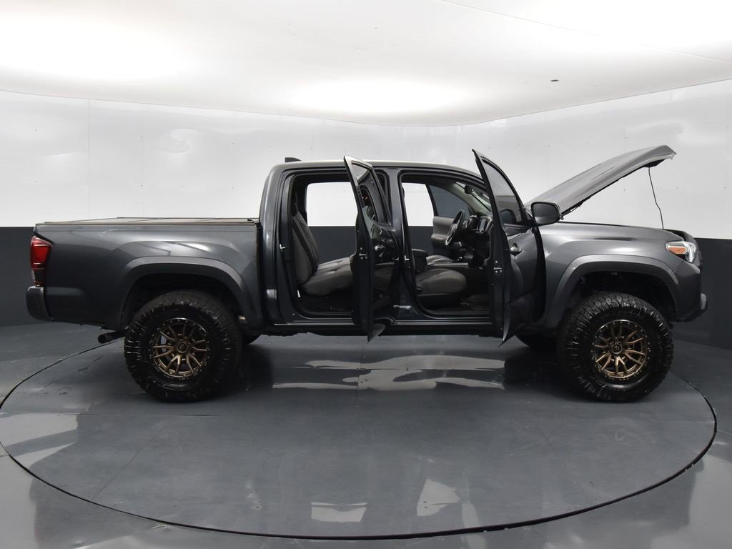 Used 2023 Toyota Tacoma SR5 image 33