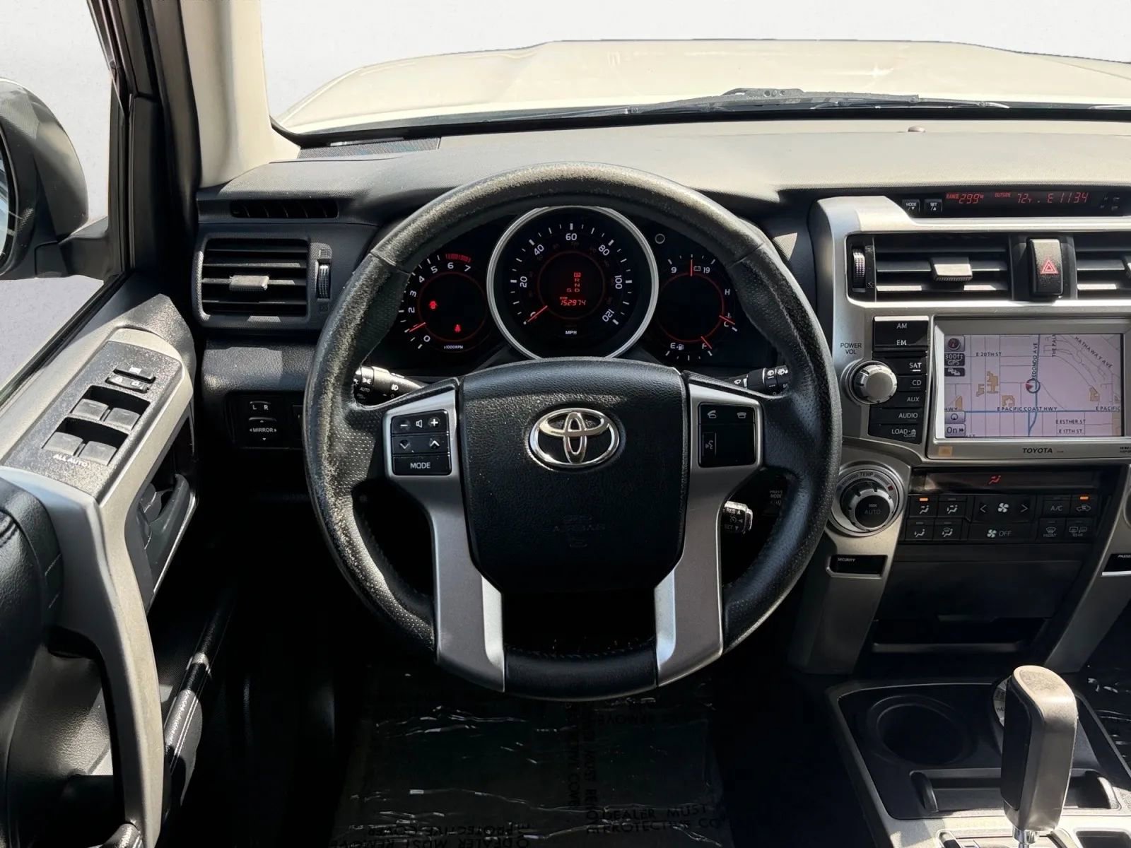 Used 2011 Toyota 4Runner Limited AWD/4WD image 16