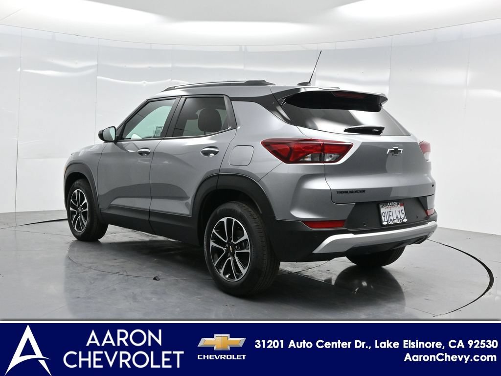 New 2025 Chevrolet TrailBlazer LT w/ Convenience Package FWD image 5