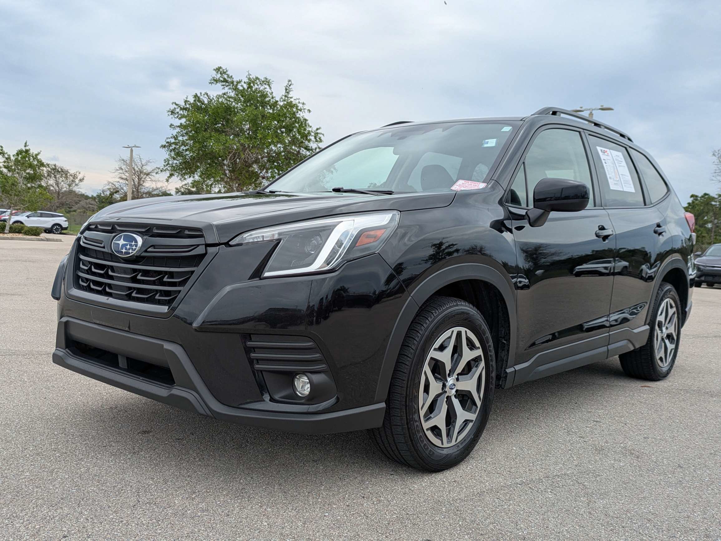 Used 2024 Subaru Forester Premium AWD/4WD image 9